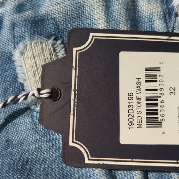 Born-Fly Distressed Shorts - Picture 4 of 5